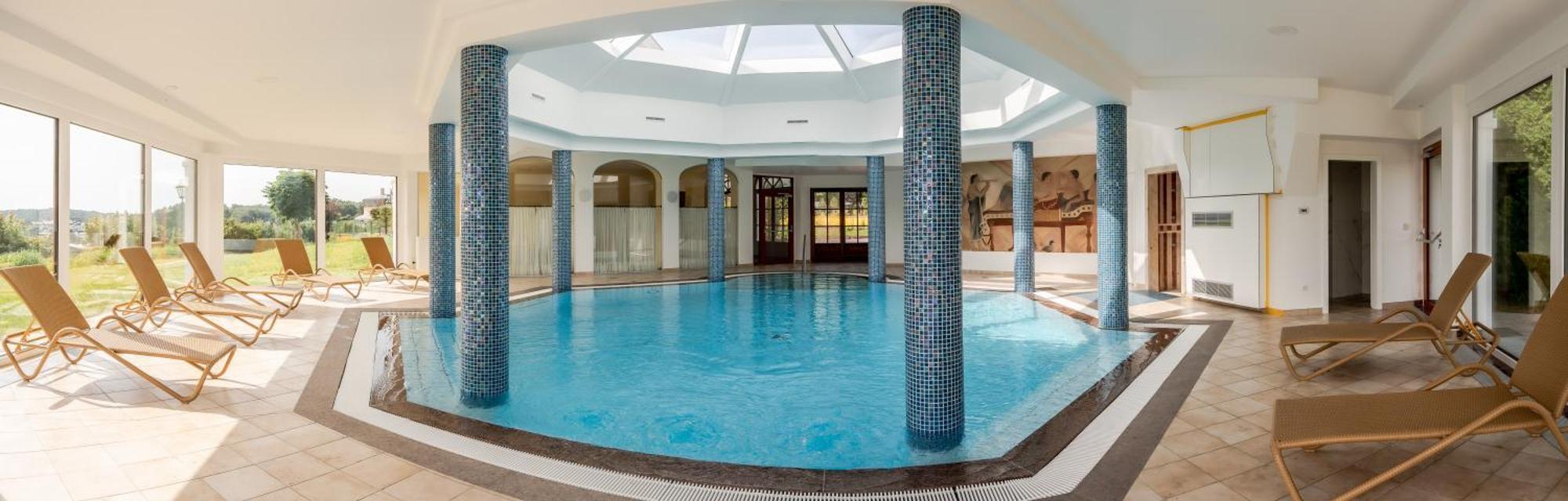 Hotel Roemerstein Fürstenfeld 外观 照片